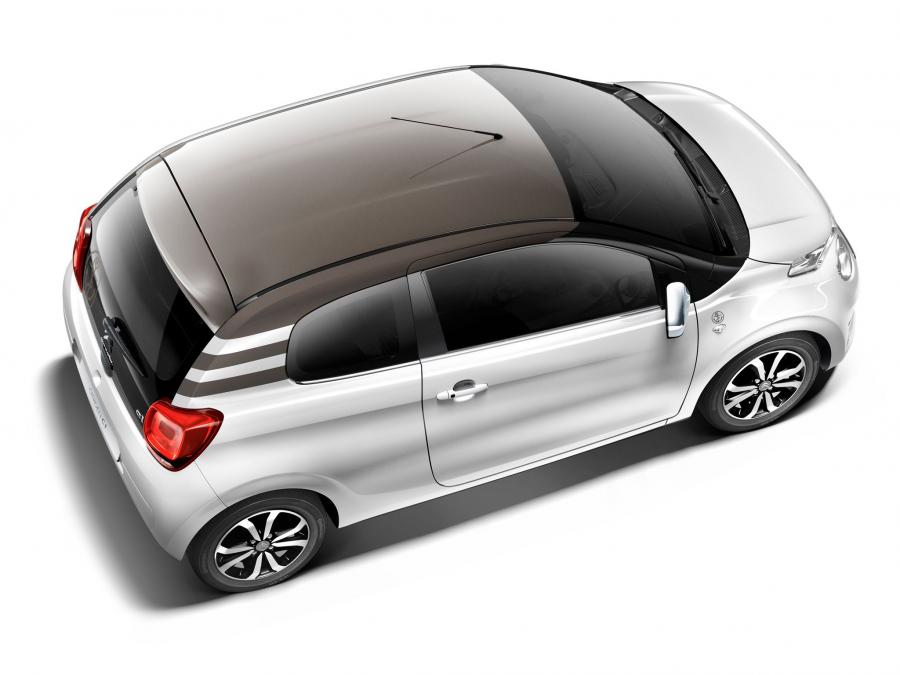  Citroen C1 3-Door 2014 года  (фото 9 из 17)